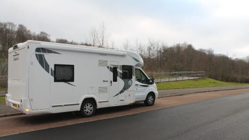 Forth – Spacious Family Motorhome