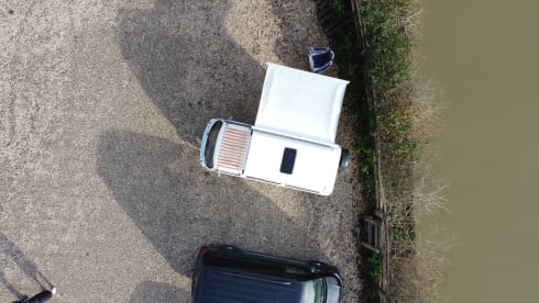 Bellathecamper – Bella - Classic Bay Window VW CamperVan in Showroom condition