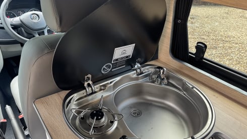 Ben Roamer – 4 berth Volkswagen T6 Campervan Rental Perthshire Scotland