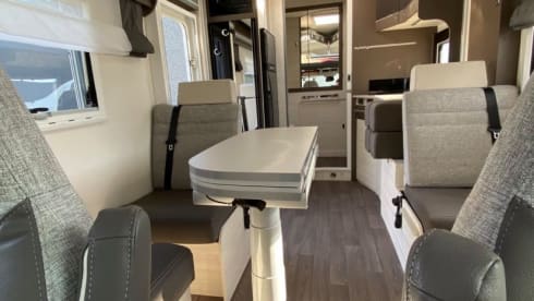 Jules – Jules on the road... (new spacious mobile home - 4p)