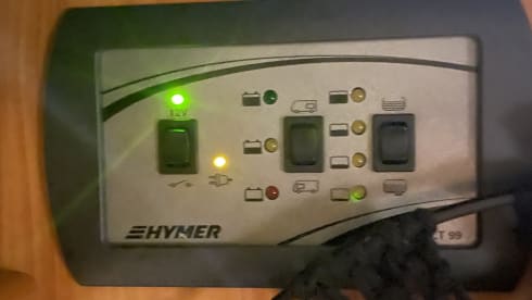 Comfort, luxe en ruimte!! maar ook compact.  – 4p Hymer bus from 2005