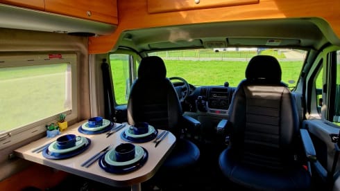 2p Fiat bus uit 2009