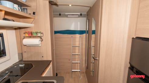 Droom op wielen – Nieuwe Luxueuze Integraal Familiecamper met 6 gordel plaatsen