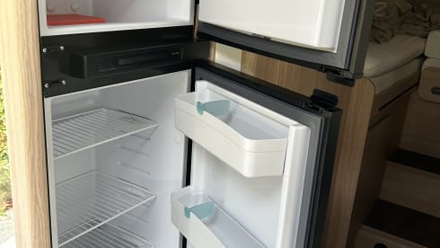 4p integral with air conditioning