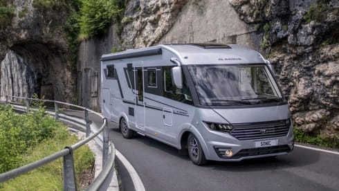 Adria Sonic Supreme 700 DL 9 DSG – New Adria Sonic Supreme 700DL 180 HP 9DSG (2024)