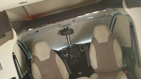Heerlijk onderweg  – 4p Challenger semi-integrated from 2017