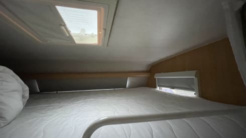 Real family camper! 4p Dethleff's alcove from 1999