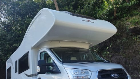 6 Berth, Ford Autoroller 746, Automatic Luxury