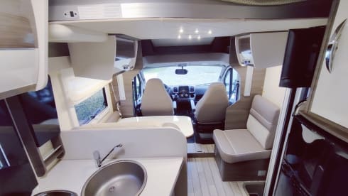 Fiat McLouis 473G Carat 5p semi-integrated from 2022