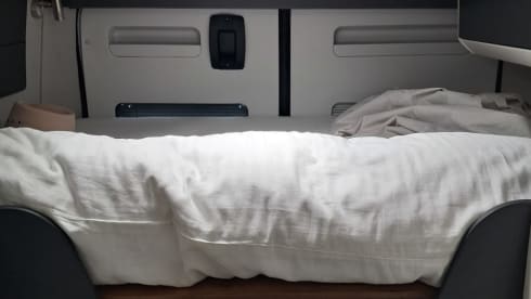 4p Citroën bus uit 2024. ELIOS FAMILY VAN 63
