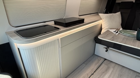 VW Campervan Auto with Hot Water 2021
