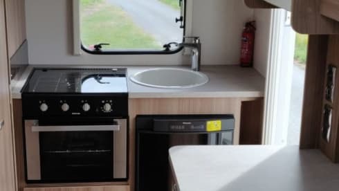 Alcova Swift a 5 posti letto del 2015