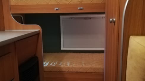 McLouis Lagan Alcove camper from 2008