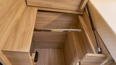 Knaus 640 MEG – 2p Knaus semi-integrated from 2025