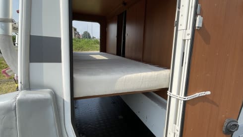 DUCA_57 – Elnagh Duke 57D: Experience the XL Adventure with the Comfort you expect.