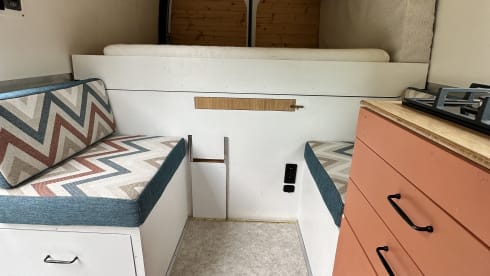 Kimper de Camper – 2p Renault Master with air conditioning and heating 