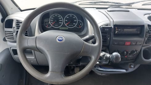 Geraldine Camper – 4p Fiat alcove from 2003