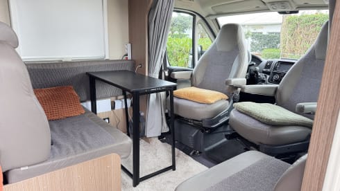 Camper FIER – Spacious 2/3 person Camper (Carado T447) from 2018 with standing height 2.08m