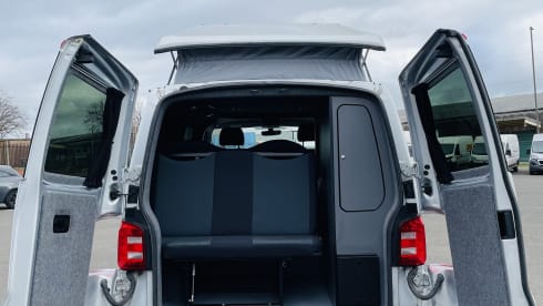 Oscar – Oscar der Luxus VW T6 Campervan SWB *Inklusive Versicherung*