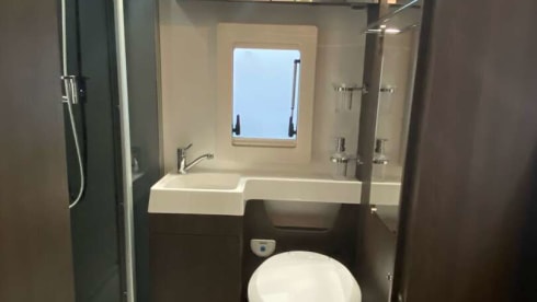 6p Benimar alcove from 2019