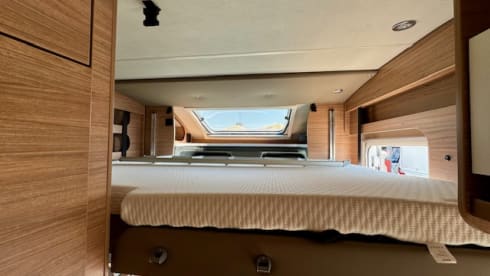PEPPER TWIN – SEMI-INTEGRAL Weinsberg CaraCompact 640 MEG