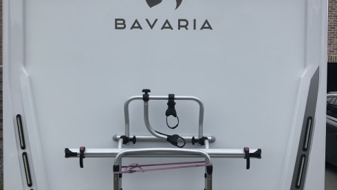 Bavaria T746 Class – Mooie ruime en zeer uitgeruste camper