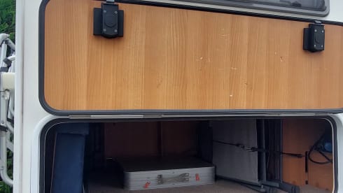4p McLouis semi-integrated from 2007
