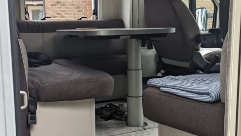 4 Schlafplätze Dethleffs Teilintegrierter ab 2020