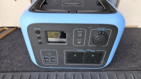 Goldie – Ford Grand Tourneo Connect 2 berth 