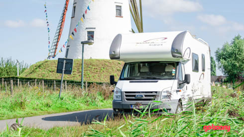 "De Koala" – Spacious kidsproof camper for the whole family (including friends!)