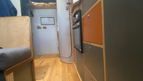 Balloo – Built for Off-Grid adventures, very high spec