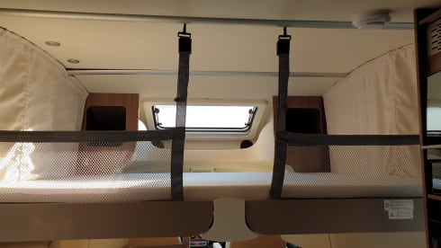 Gertie – Luxury 4 berth Burstner, fixed bed, heating, satellite TV