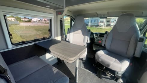 TOUR EXPLORER – VAN Weinsberg CaraTour 600 MQ (PEUGEOT)