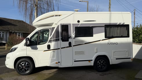 The campervan adventure  – Benimar Mileo 283 Auto 2020 with Sat nav