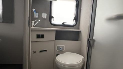 4p Dethleffs semi-integrated uit 2022