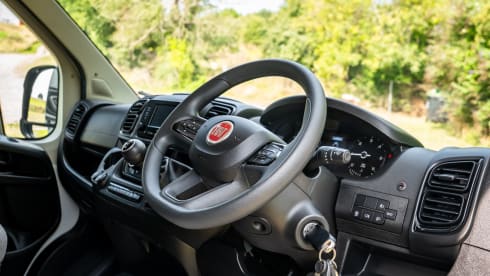 Big Bertha – 4 berth Swift alcove 