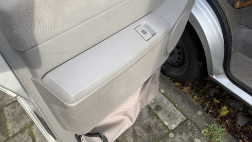 4p Volkswagen T4 camper