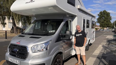 2026 Roller Team 747 – 6 Berth/Belts. Rear lounge 