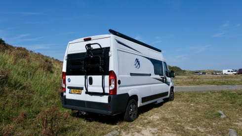 Atmospheric 4p Knaus Boxstar Family bus camper