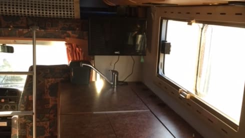 Fendt 660 dbh – 6 person camper with XXL Garage, spacious and fully equipped
