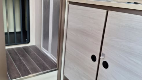 2p Ford semi-integrated uit 2024