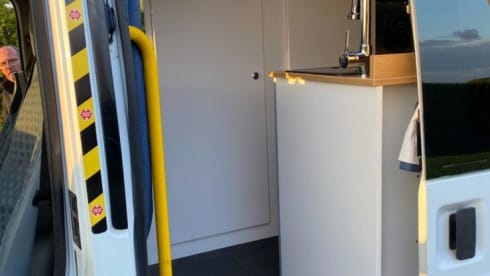 Helga – 2 berth Ford campervan with bathroom off-grid