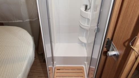 SAMEN OP WEG – Carado T449 Perfect 10 Edition