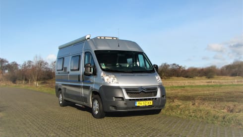 off to the sun for rent, luxury bus camper