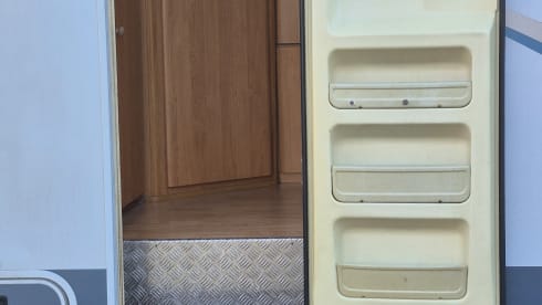 4p Fiat alcove uit 2001