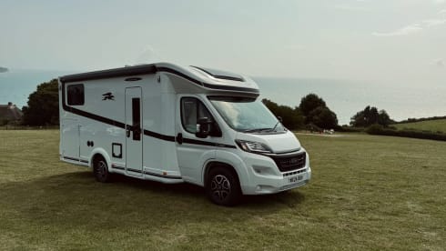 Stone – Luxury 4 berth motorhome/camper - Laika 2025 - Manual - Pets allowed