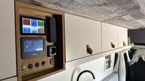 Serenity – 2p Peugeot Boxer L3H2 Volledig Uitgerust