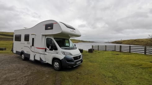 Samantha – Luxury 6 Birth 746 Rollerteam Motorhome