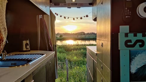 July – Unique Off-Grid Bus Camper - Luxurious, Spacious and Fully Self-Sufficient!