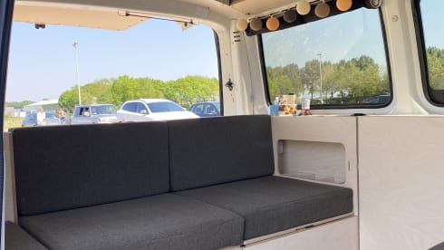 Ventje_Pezarro – Camper Ventje- Luxury VW T6 automatic for 4 people